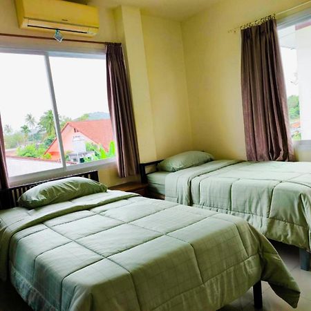 Nu Phuket Airport Resident 1 Bed & Breakfast Nai Yang Exterior photo